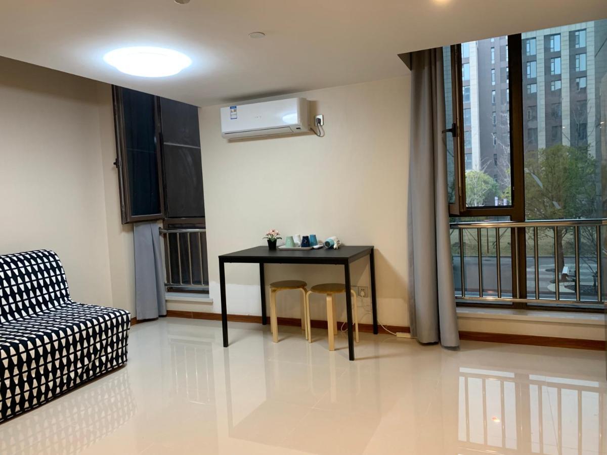 Inestin Shanghai Apt Waigaoqiao Esterno foto